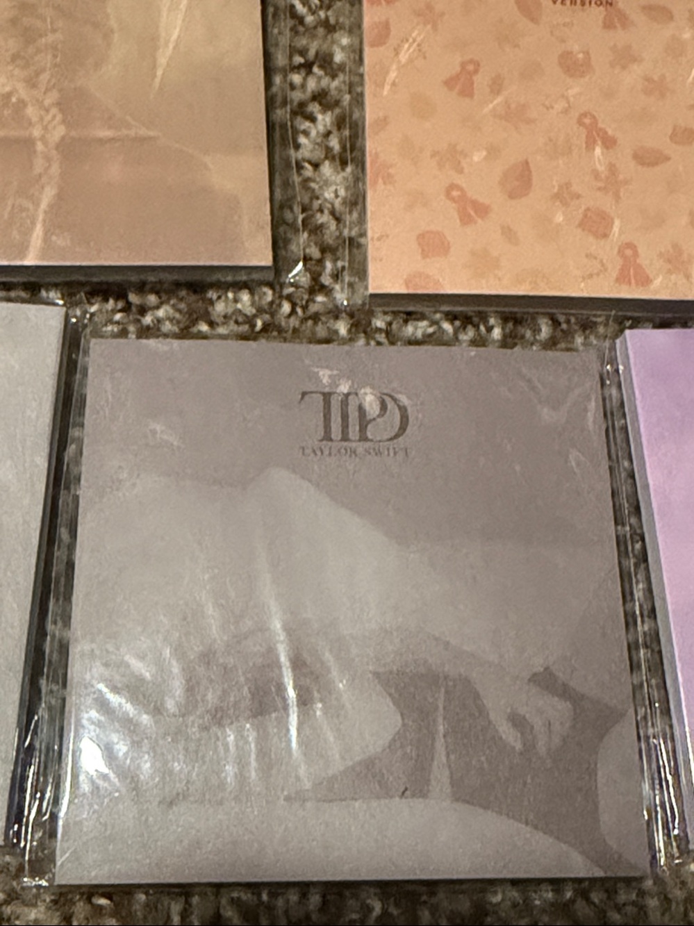 Set of 18 Taylor Swift-themed 3”x3” sticky note pads (some duplicates) - NEW - Picture 4 of 11